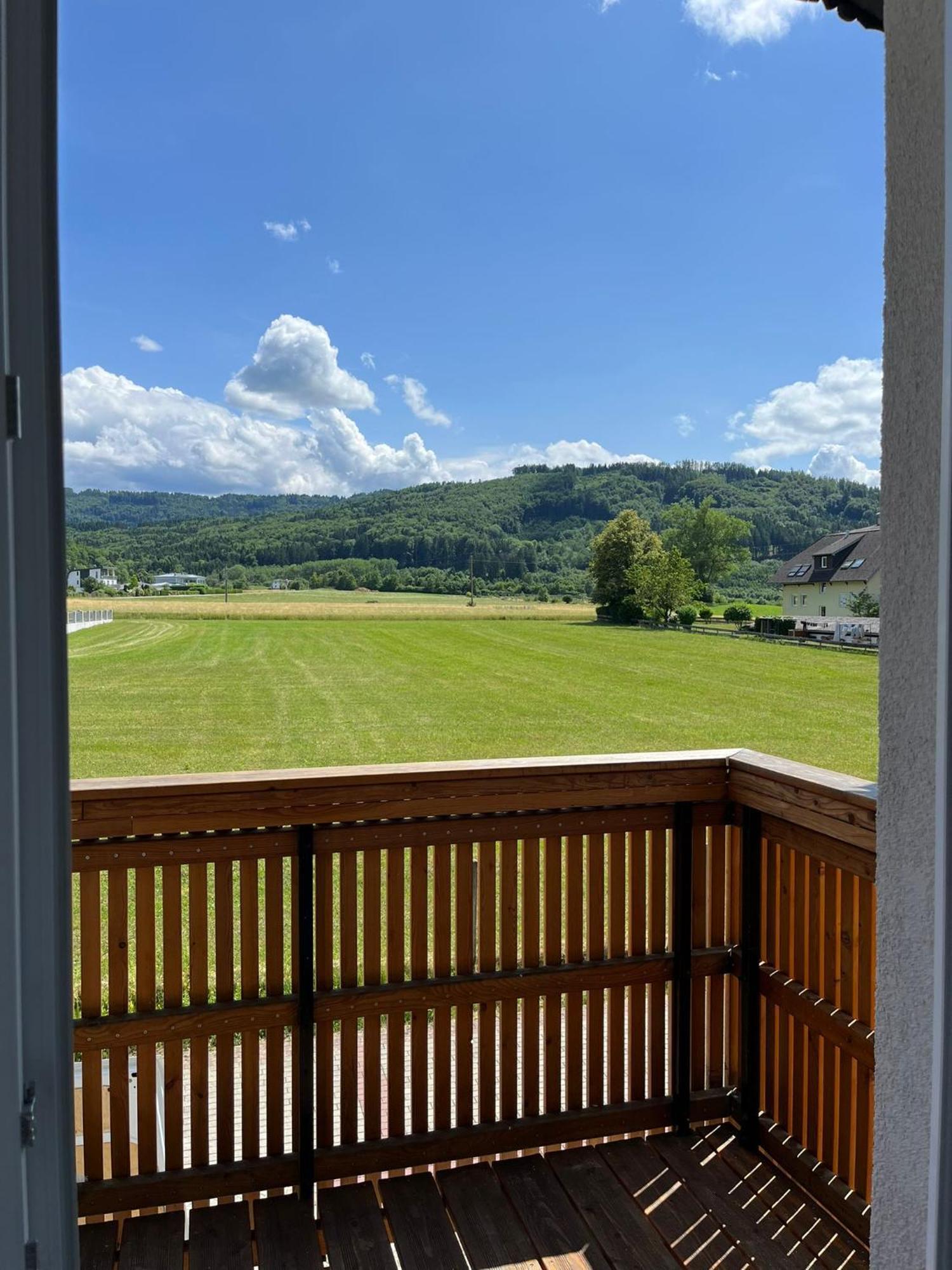 Danner Familien-Ferienwohnungen Schoerfling Am Attersee ภายนอก รูปภาพ
